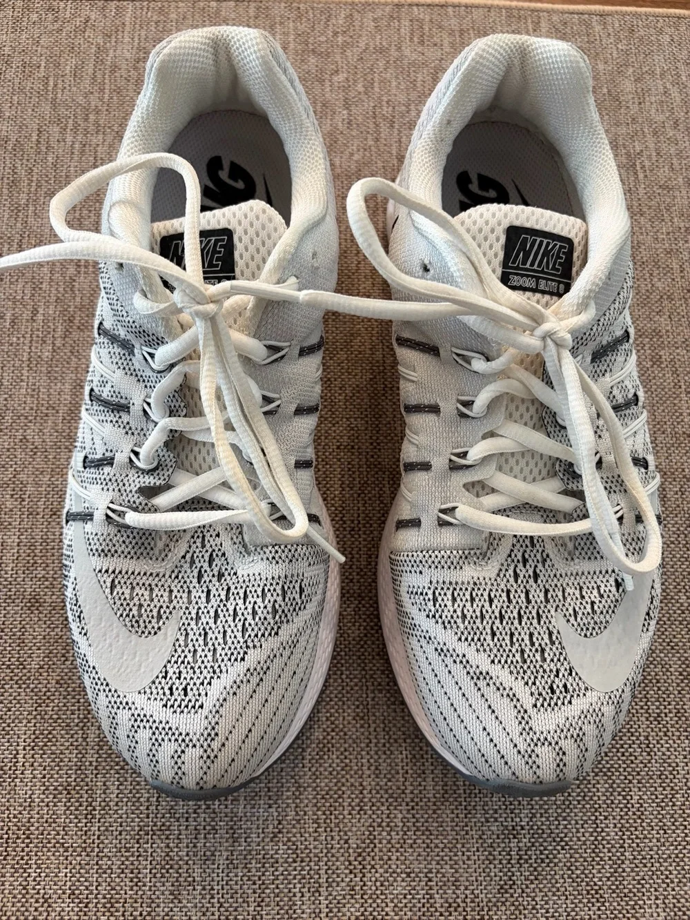 Nike Air Zoom Elite 8 Women's Running Shoes White Gray Black Sneakers Size 8‎